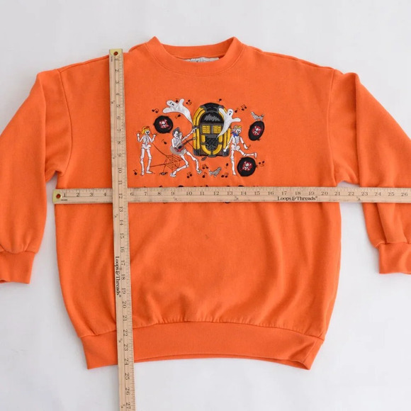 Vintage Basic Orange Embroidered Shake Rattle Roll Halloween Skeletons Sweater M - Picture 4 of 12